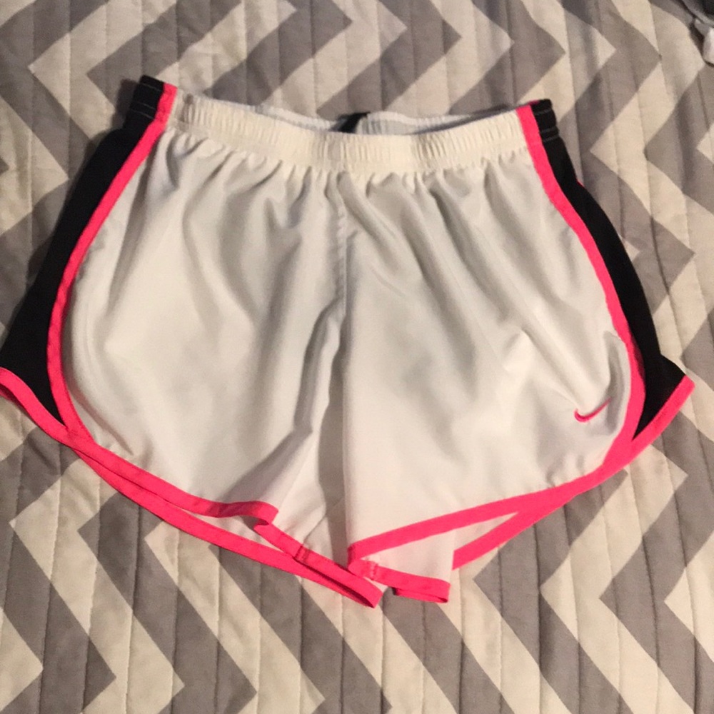 NWOT NIKE shorts